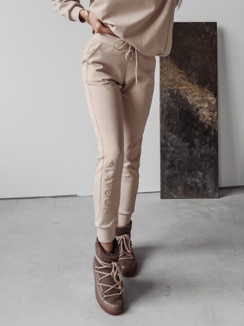 Spodnie dresowe Akira Ola Voga beżowe