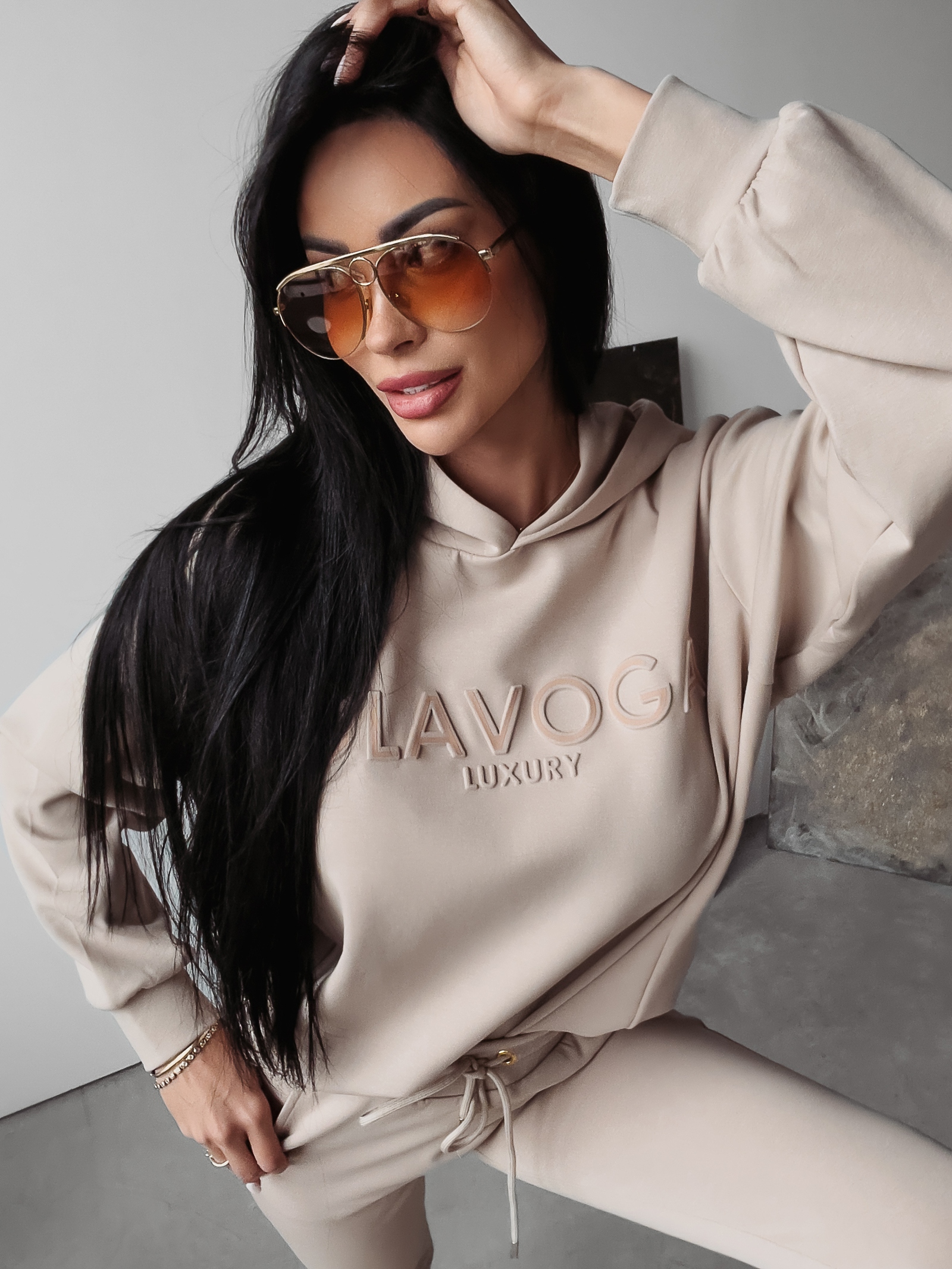 Bluza dresowa klasyczna Frida Ola Voga beżowa