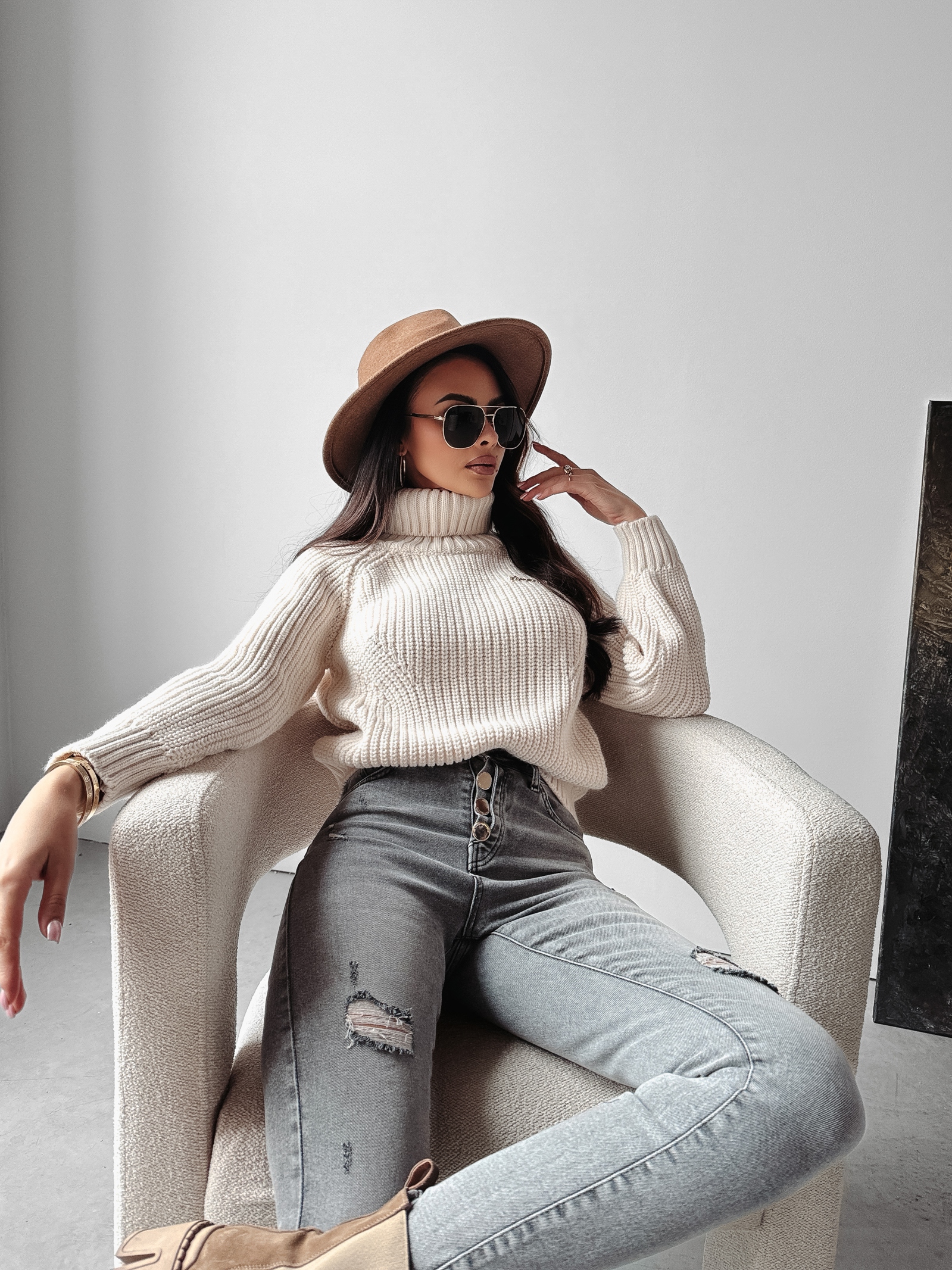 Sweter oversize dzianinowy Maeve Ola Voga ecru