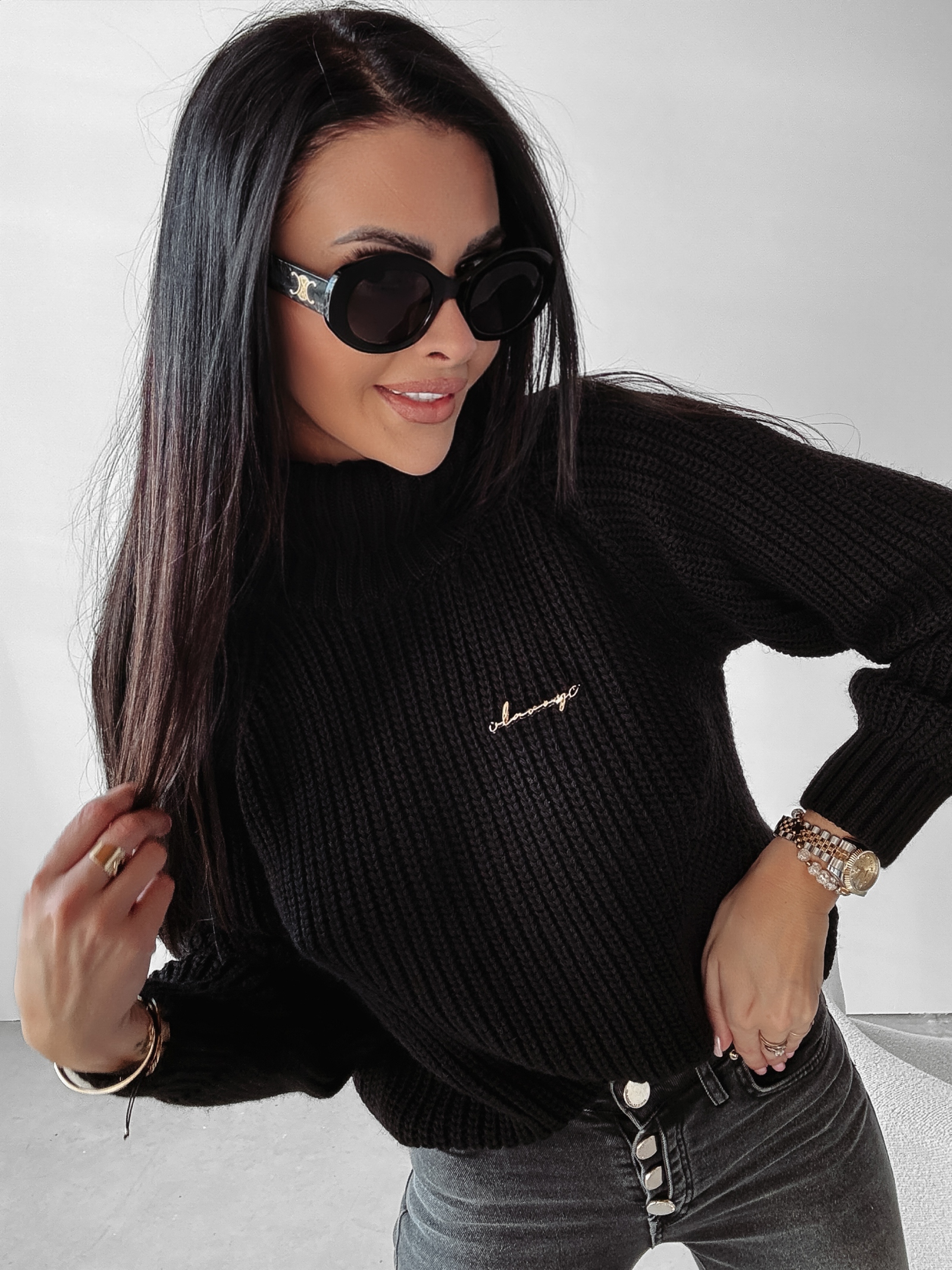 Sweter oversize dzianinowy Maeve Ola Voga czarny