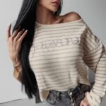 Sweter klasyczny w paski Camila Ola Voga beżowy