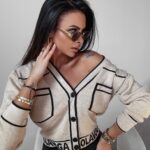 Sweter rozpinany z lamówkami Cleo Ola Voga beżowy