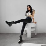 Sweter rozpinany z lamówkami Cleo Ola Voga beżowy