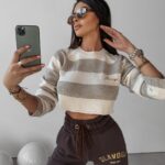 Sweter krótki Jude Ola Voga beżowy-ecru