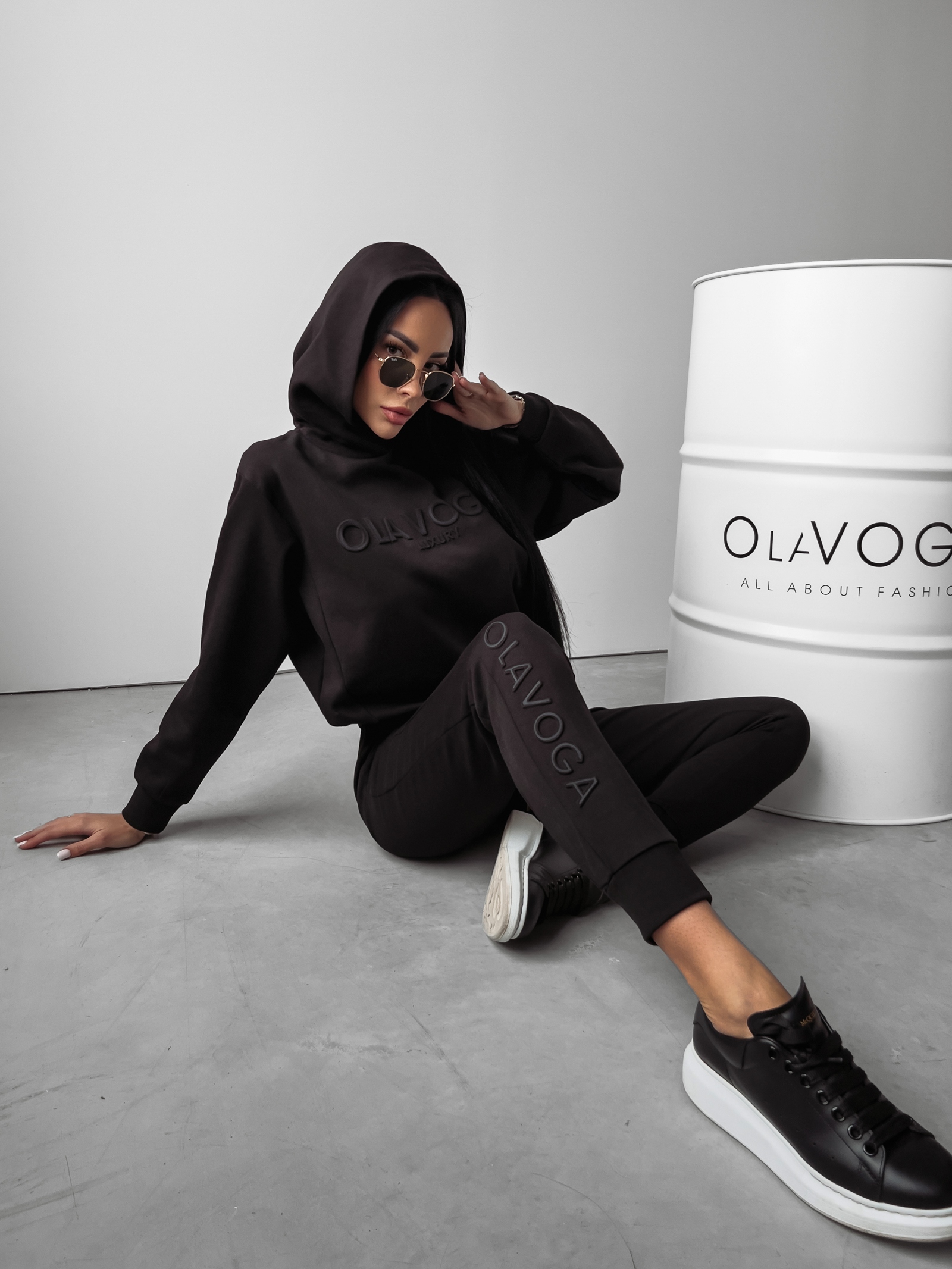 Spodnie dresowe Akira Ola Voga czarne