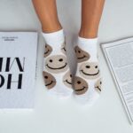 Stopki damskie emoji biało-beżowe