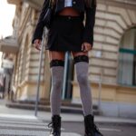 Zakolanówki bawełniane z koronką szare