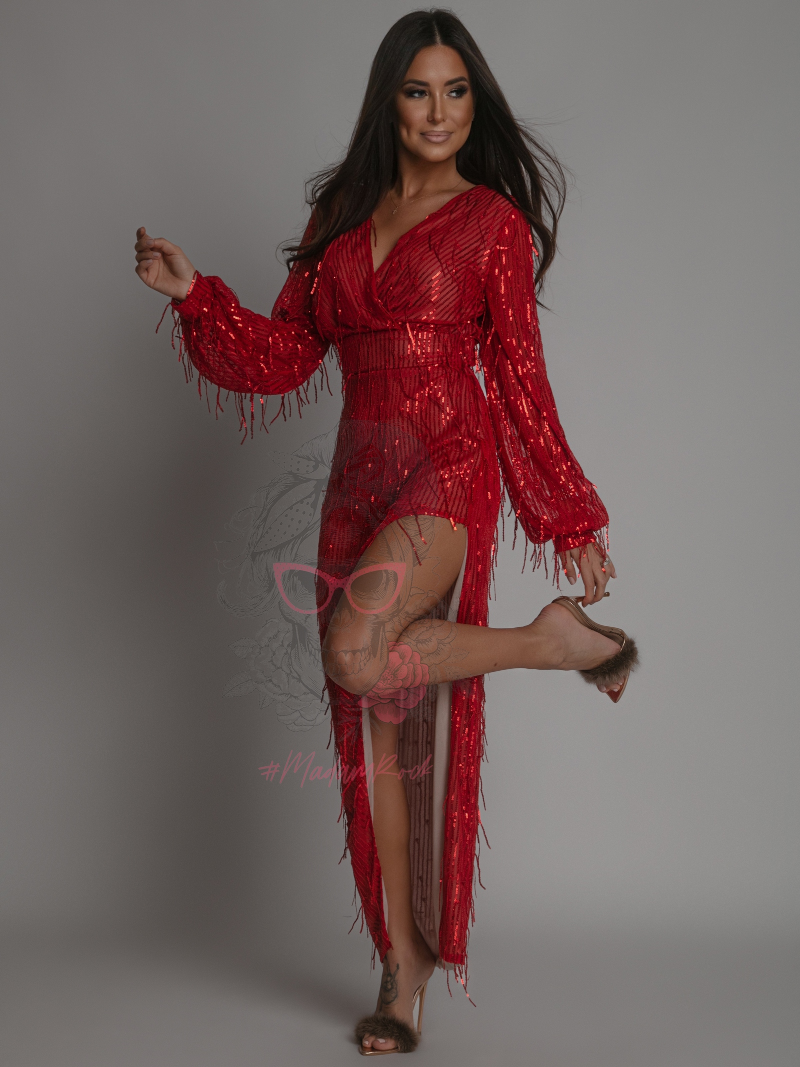 Sukienka cekinowa NB Fair Lady czerwona