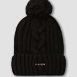 Czapka damska sweterkowa z pomponem Foggia Ola Voga czarna