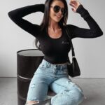 Bluzka prążkowana klasyczna Jaida Ola Voga czarna