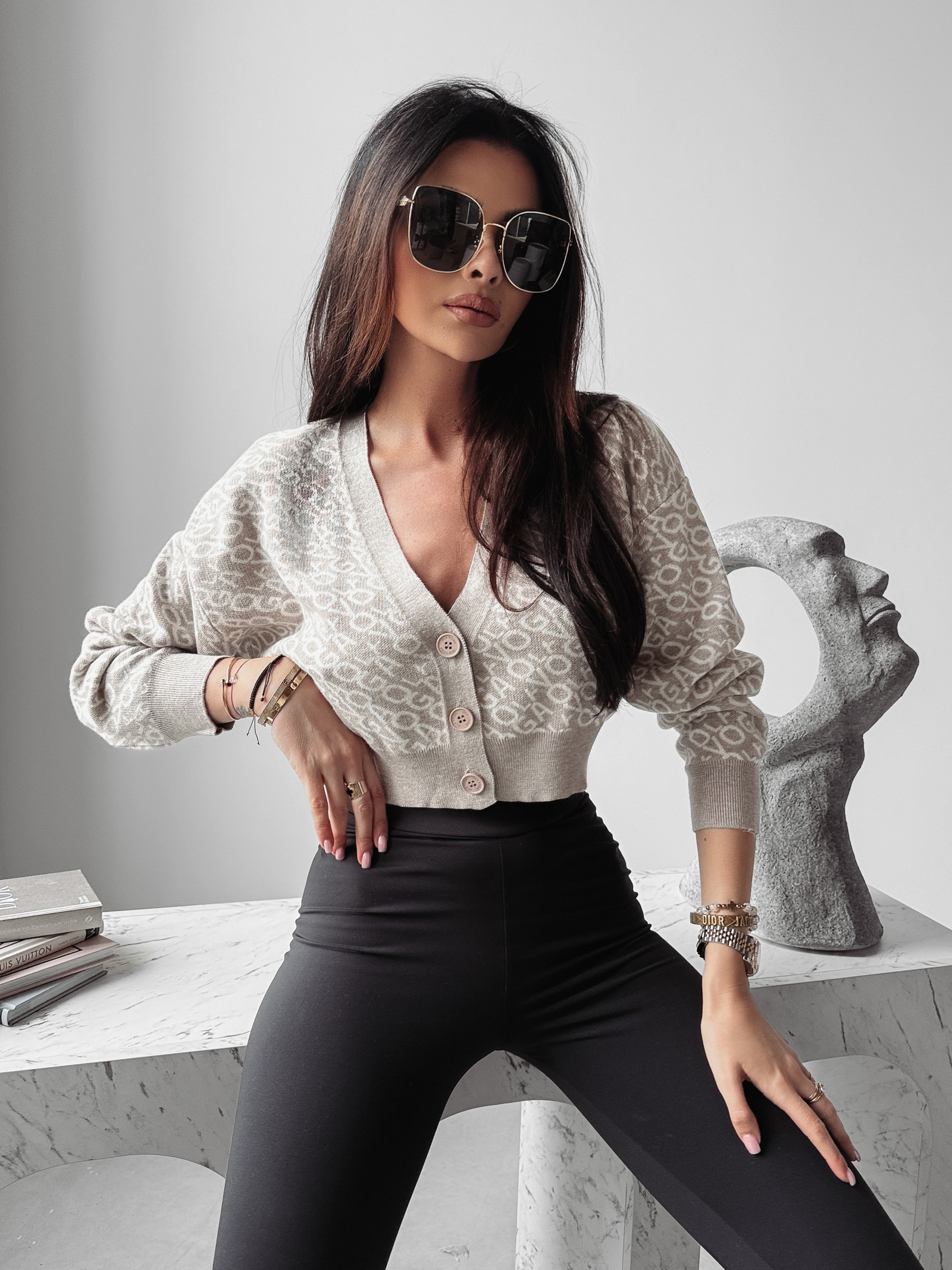 Sweter krótki dzianinowy Jase Ola Voga beżowy