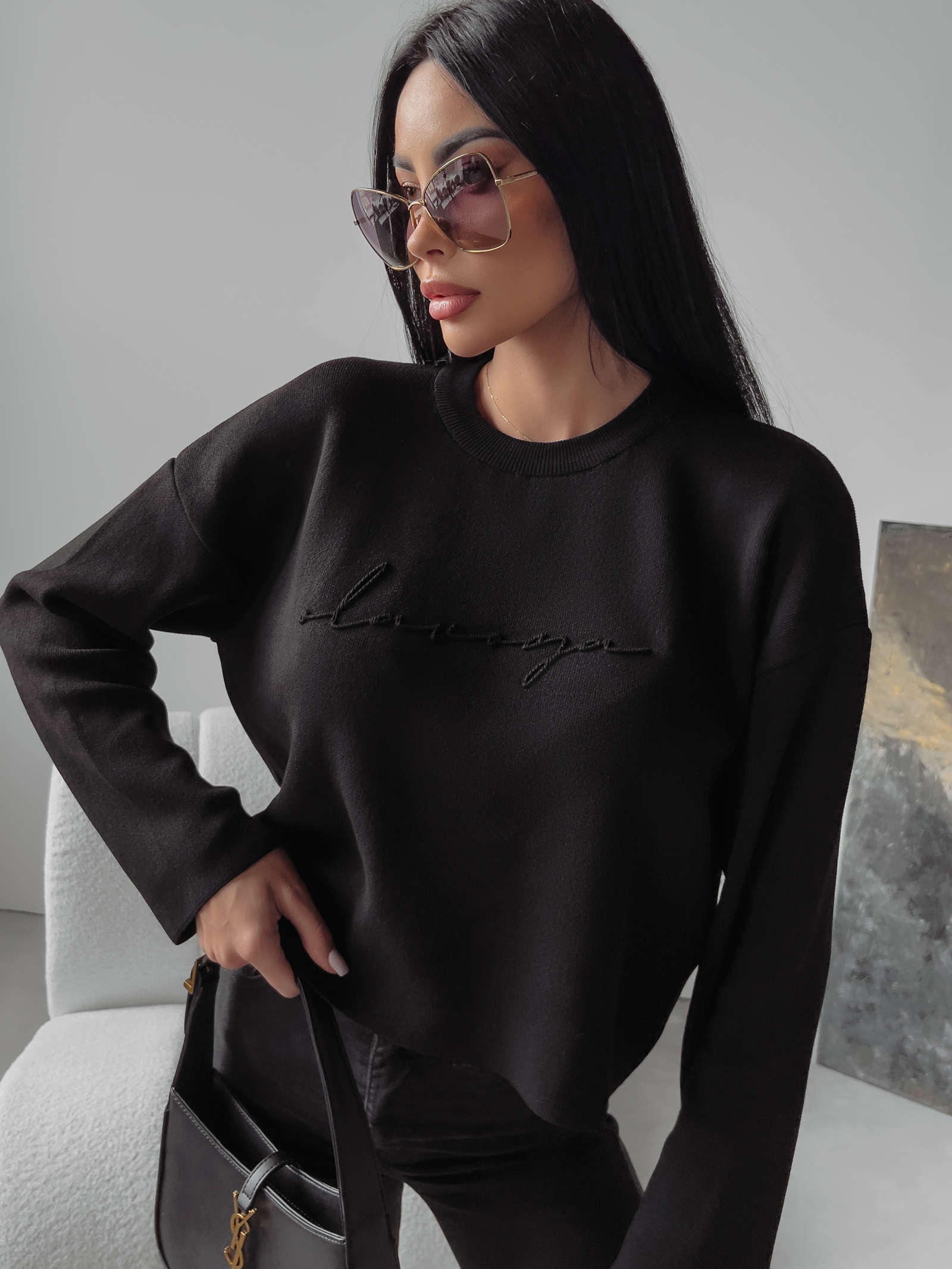 Sweter klasyczny Nell Ola Voga czarny