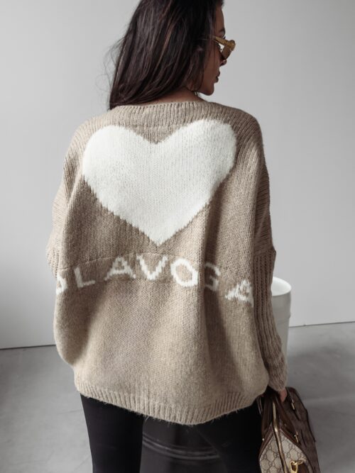 Sweter damski oversize serce Ella Ola Voga beż