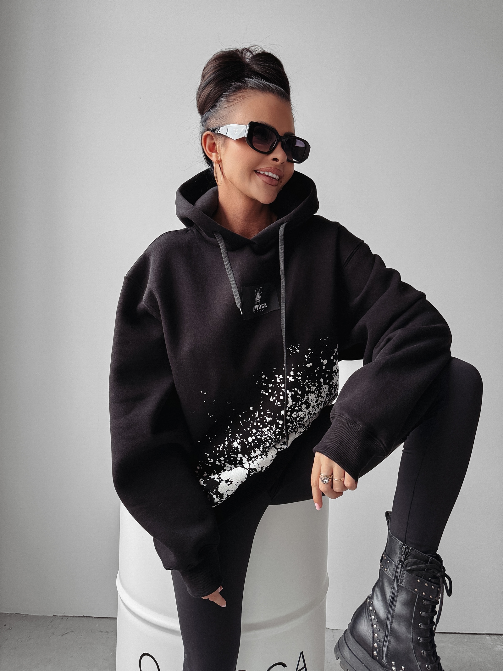 Bluza damska z nadrukiem Mickey Elin Ola Voga czarna