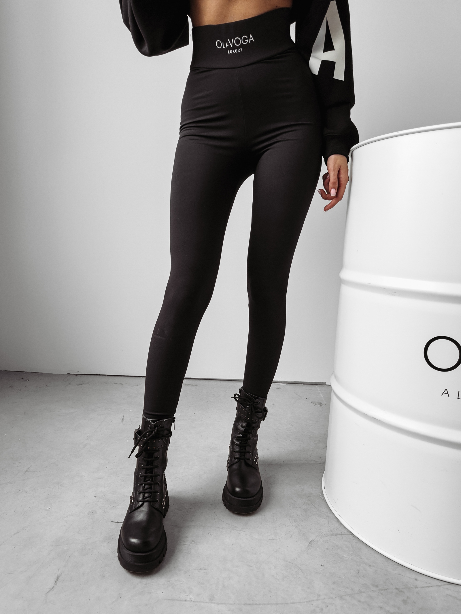 Legginsy z pasem wyszczuplającym Linnet Ola Voga czarne Legginsy z pasem wyszczuplającym Linnet Ola Voga czarne