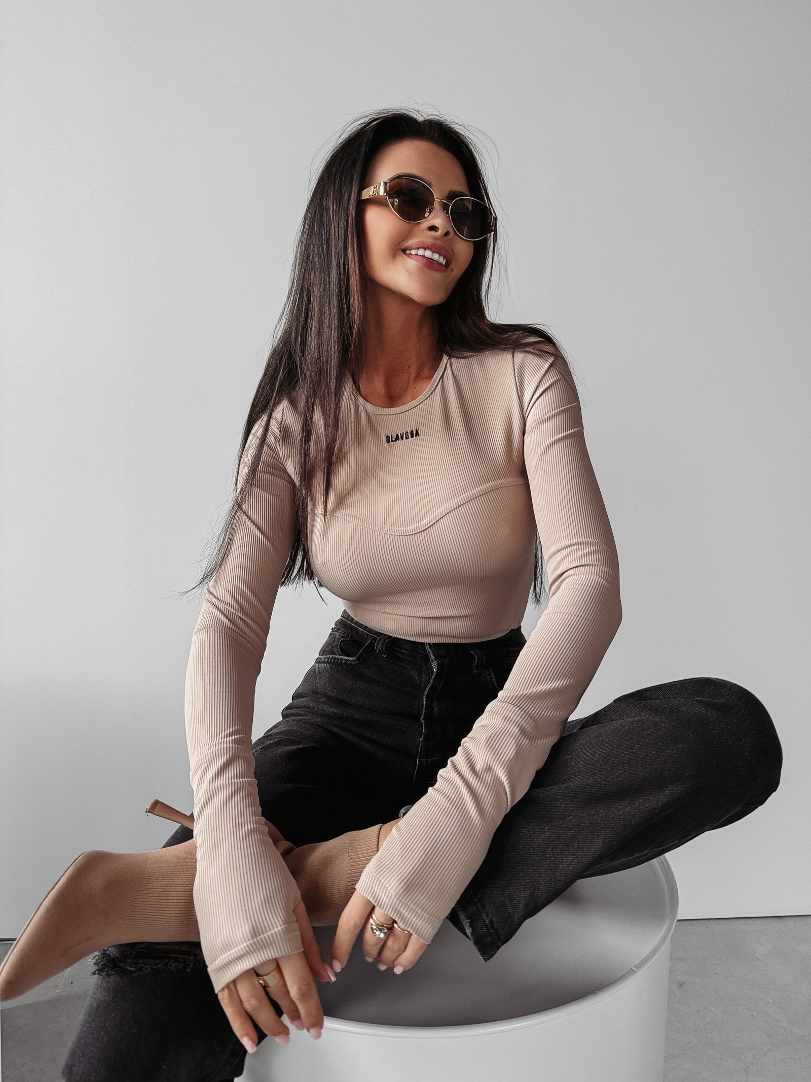 Bluzka z przeszyciem Roko Ola Voga beżowa