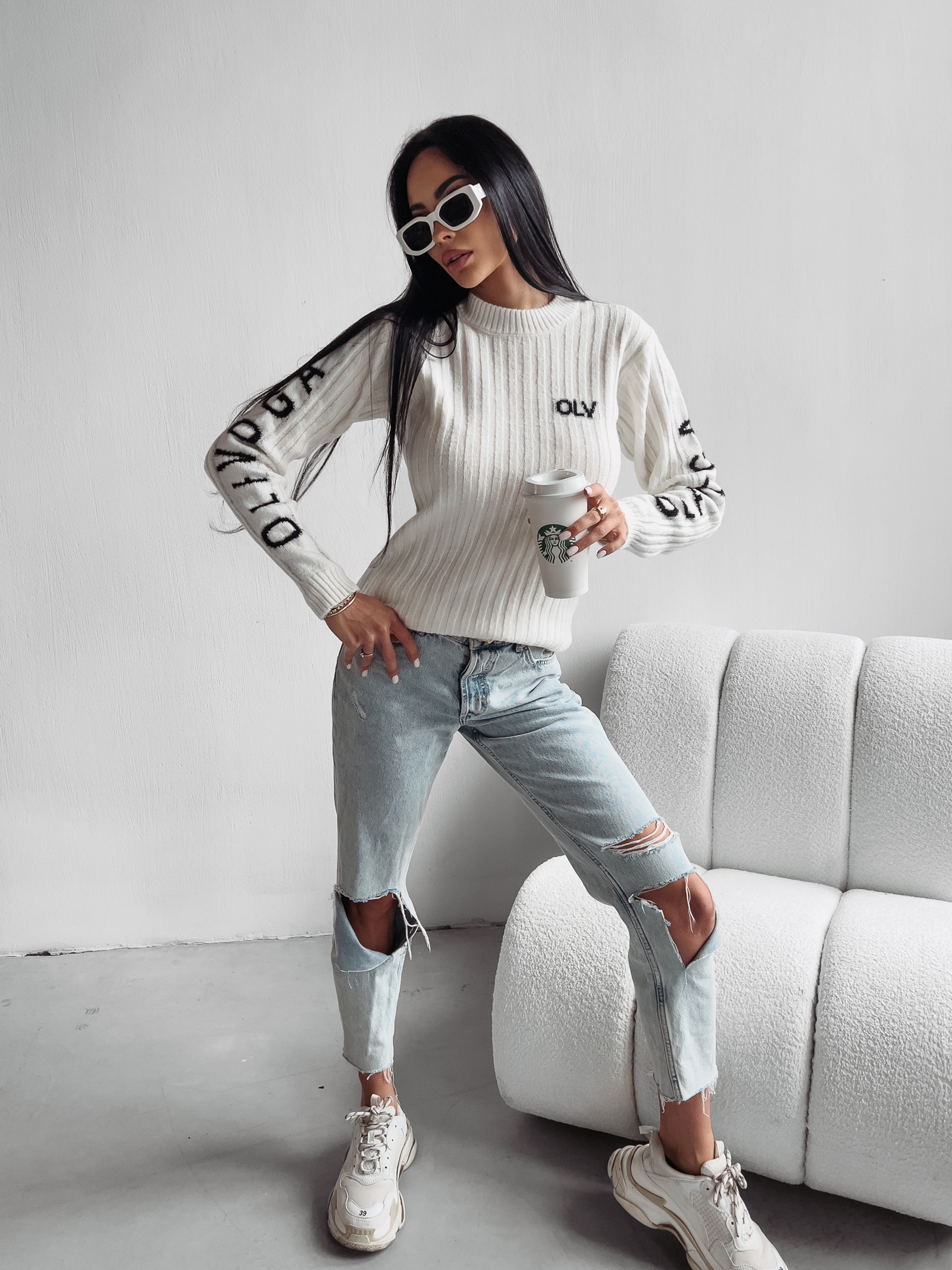 Sweter logowany Milly Ola Voga ecru