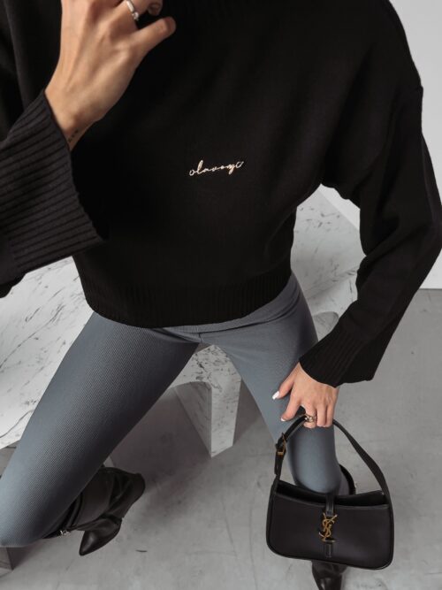 Sweter z półgolfem Letia Ola Voga czarny