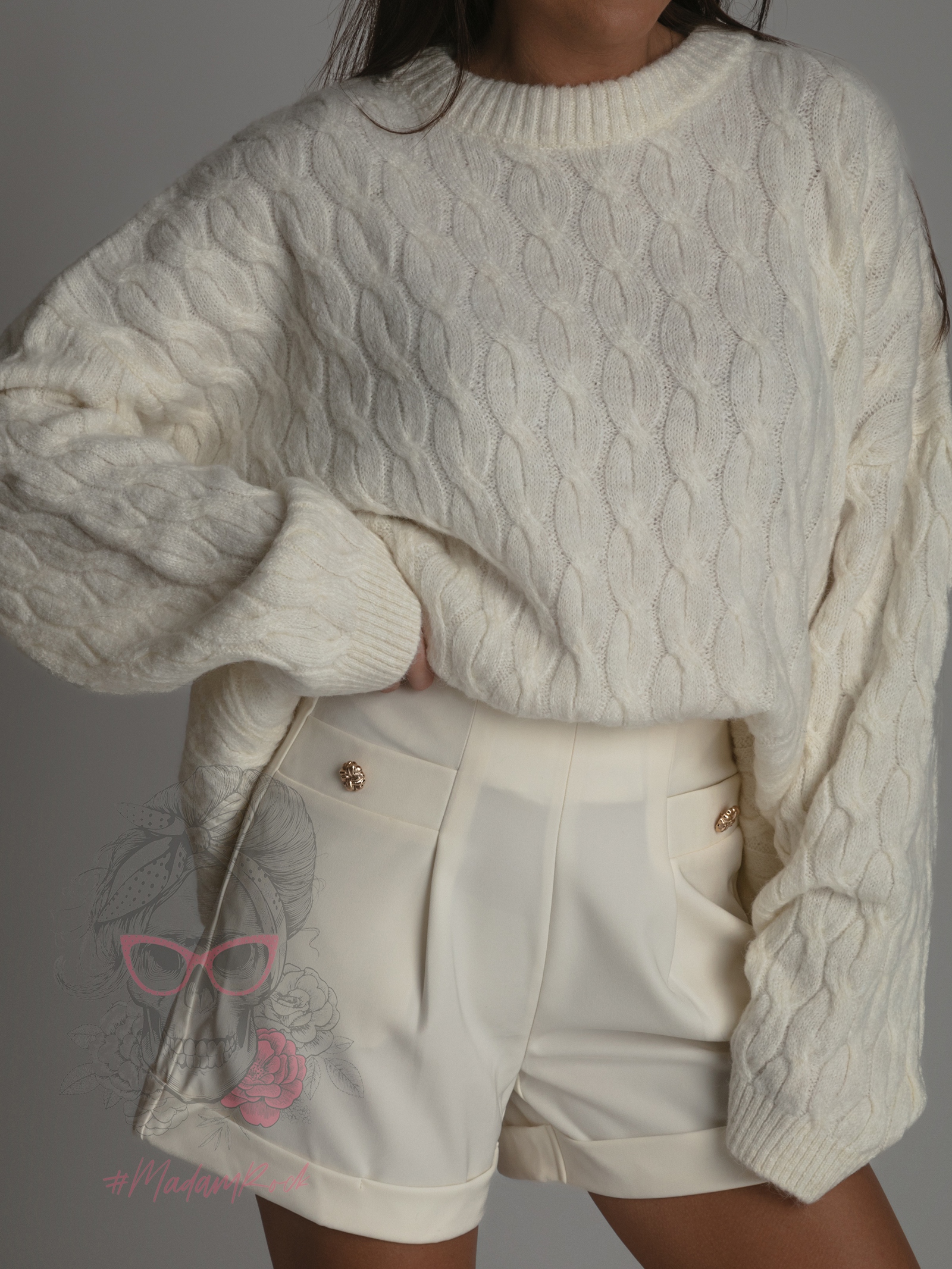 Spodenki eleganckie Kasmo ecru Spodenki eleganckie Kasmo ecru