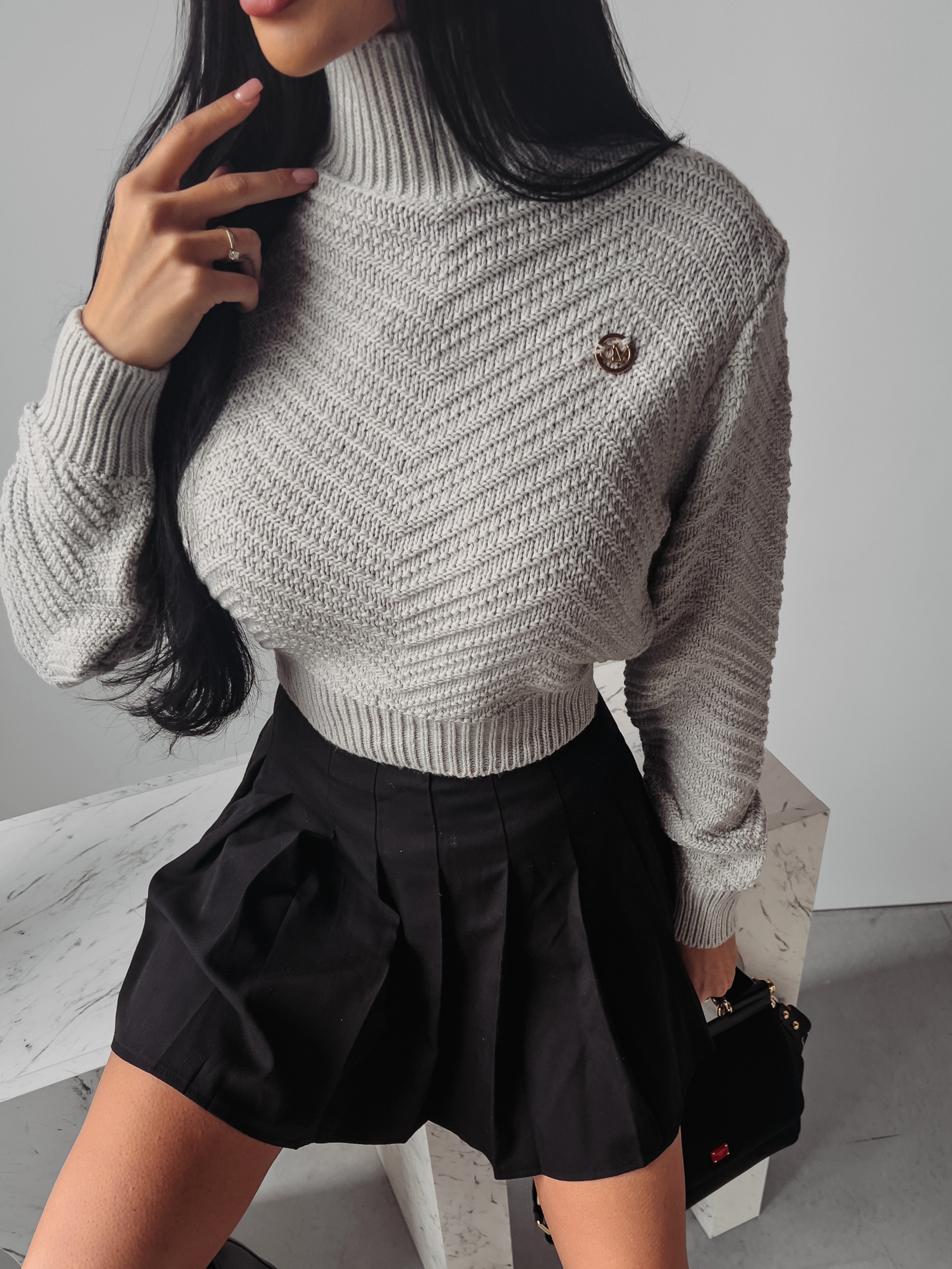 Sweter damski dzianinowy Emmie Ola Voga j.szary Sweter damski dzianinowy Emmie Ola Voga j.szary