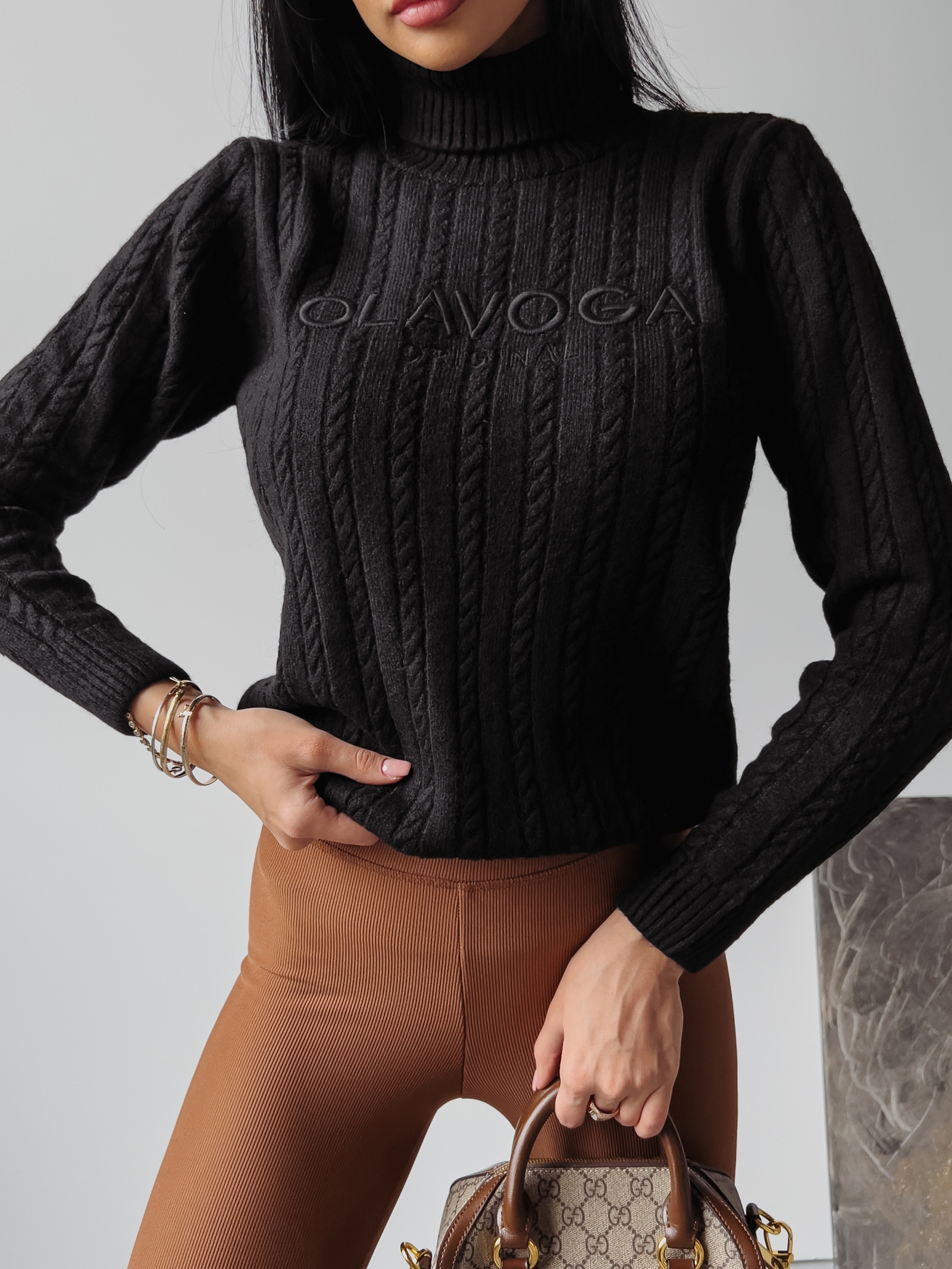 Sweter klasyczny Eveline Ola Voga czarny Sweter klasyczny Eveline Ola Voga czarny