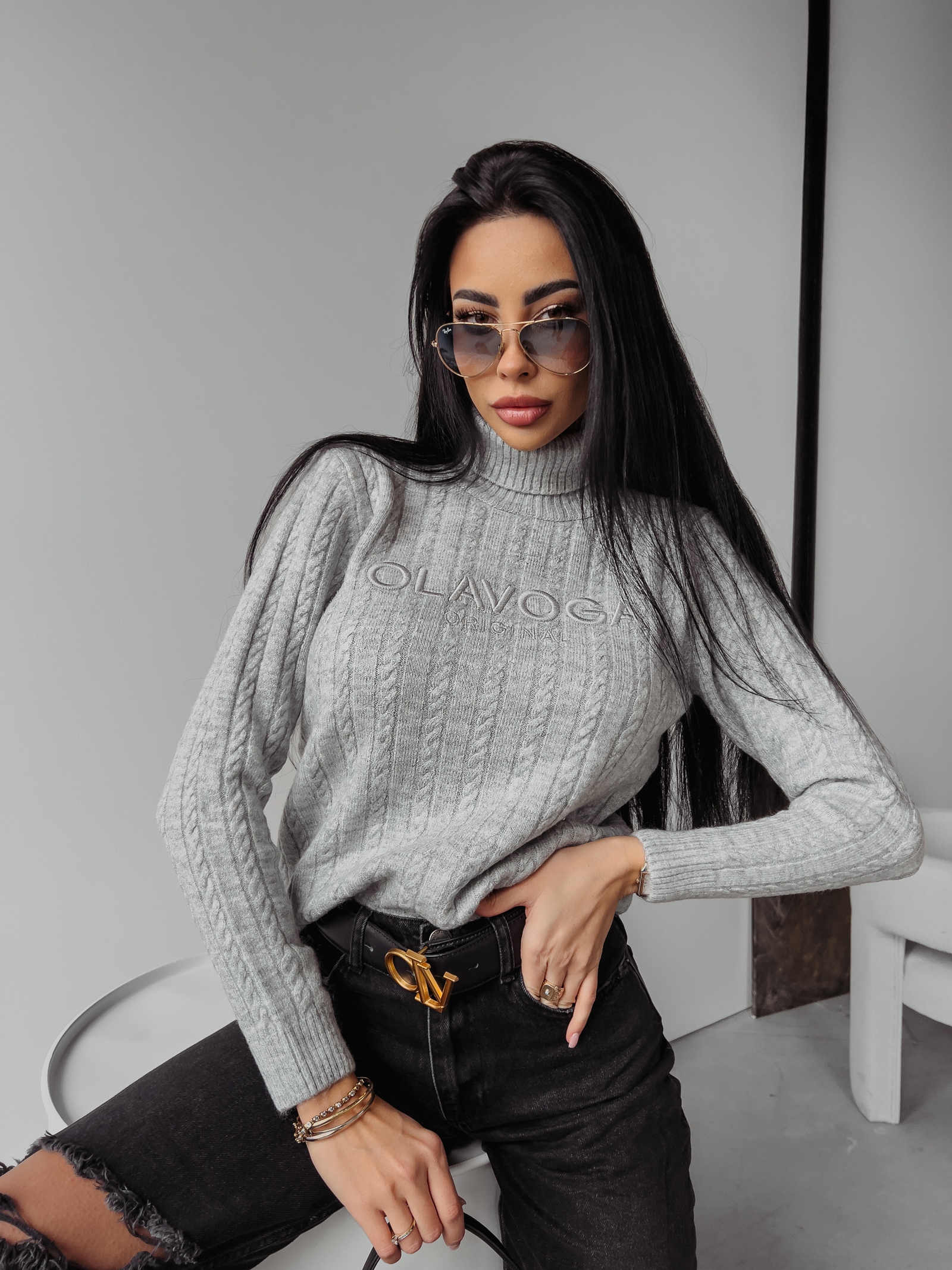 Sweter klasyczny Eveline Ola Voga szary Sweter klasyczny Eveline Ola Voga szary