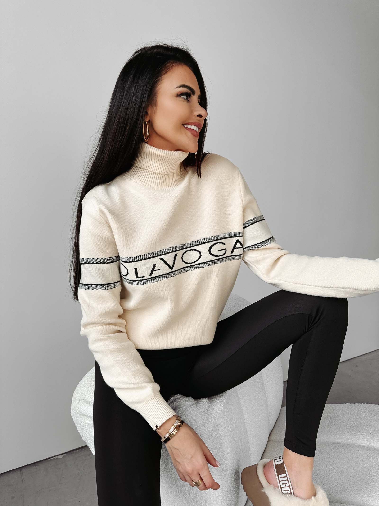 Sweter logowany Georgia Ola Voga ecru