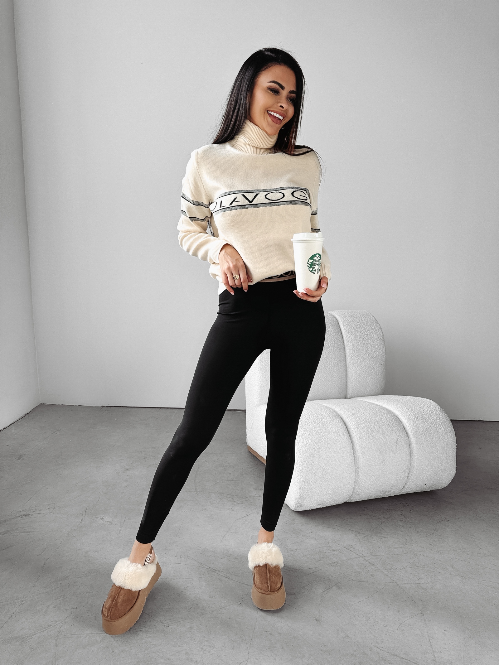 Sweter logowany Georgia Ola Voga ecru