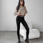 Sweter logowany Georgia Ola Voga beżowy