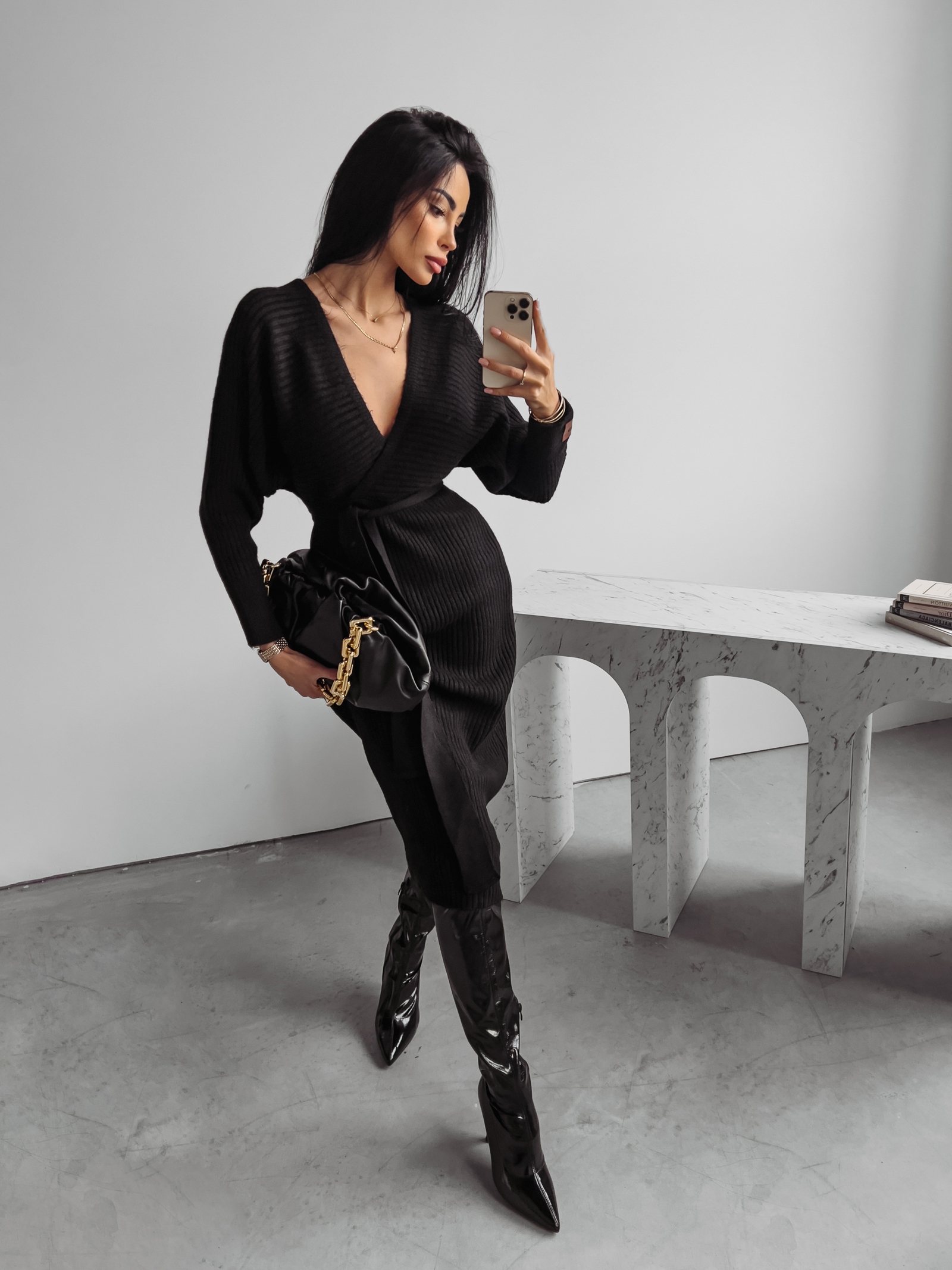 Sukienka sweterkowa Aletta Ola Voga czarna