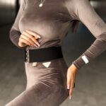 Komplet welurowy Laki Voses brązowy