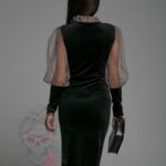 Sukienka welurowa NB Graveda czarna