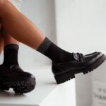 Skarpetki damskie gładkie z lureksem czarne