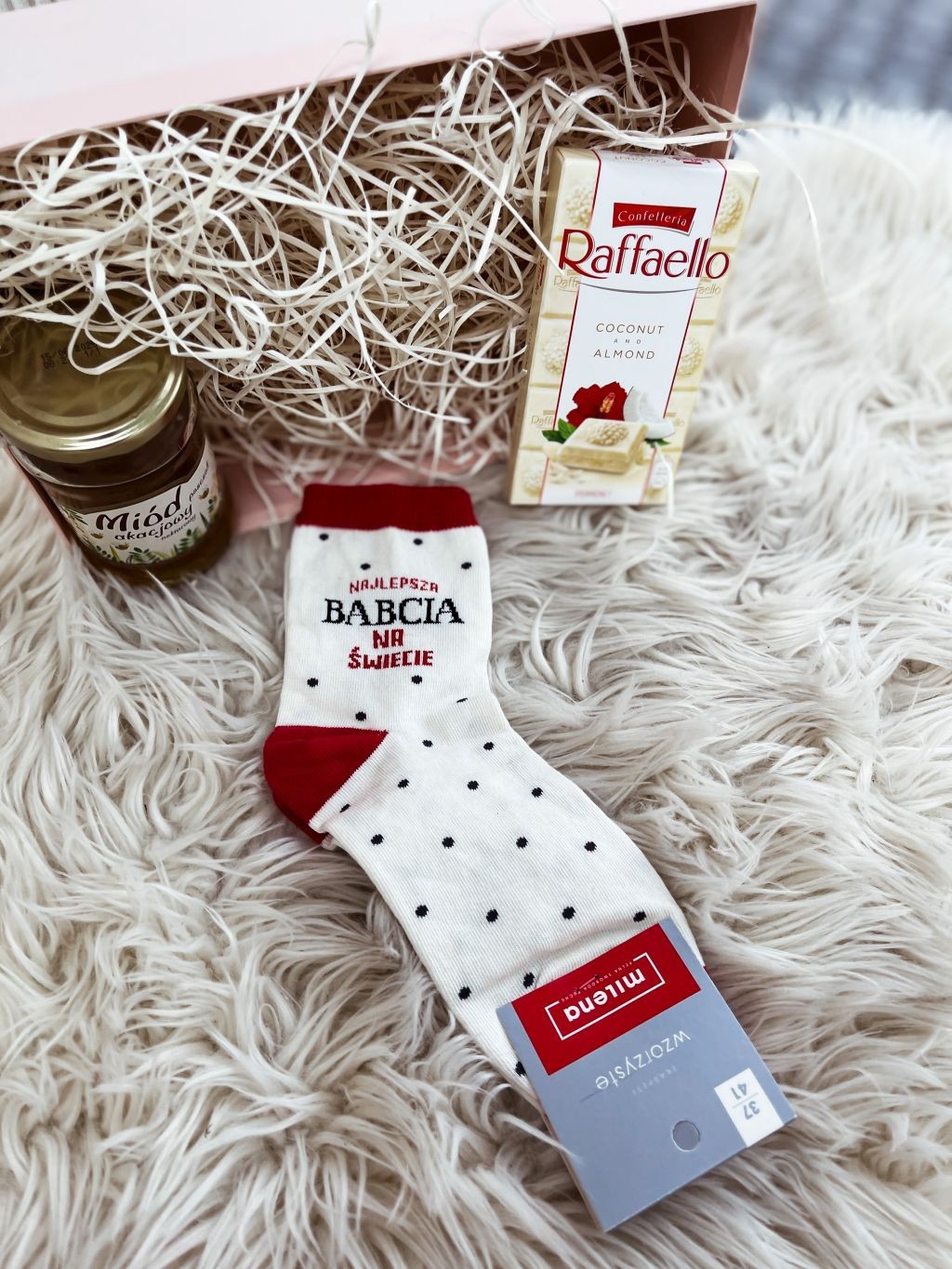 Skarpetki najlepsza babcia na świecie ecru