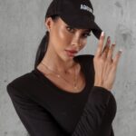 Bluzka dopasowana basic Adell Ola Voga czarna