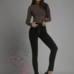 Spodnie slim fit z wiązaniem Evie Ola Voga czarne