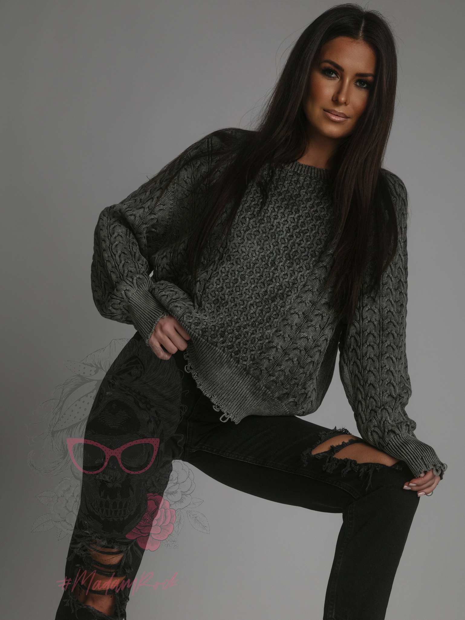 Spodnie jeansowe damskie z przetarciami Verti Ola Voga czarne