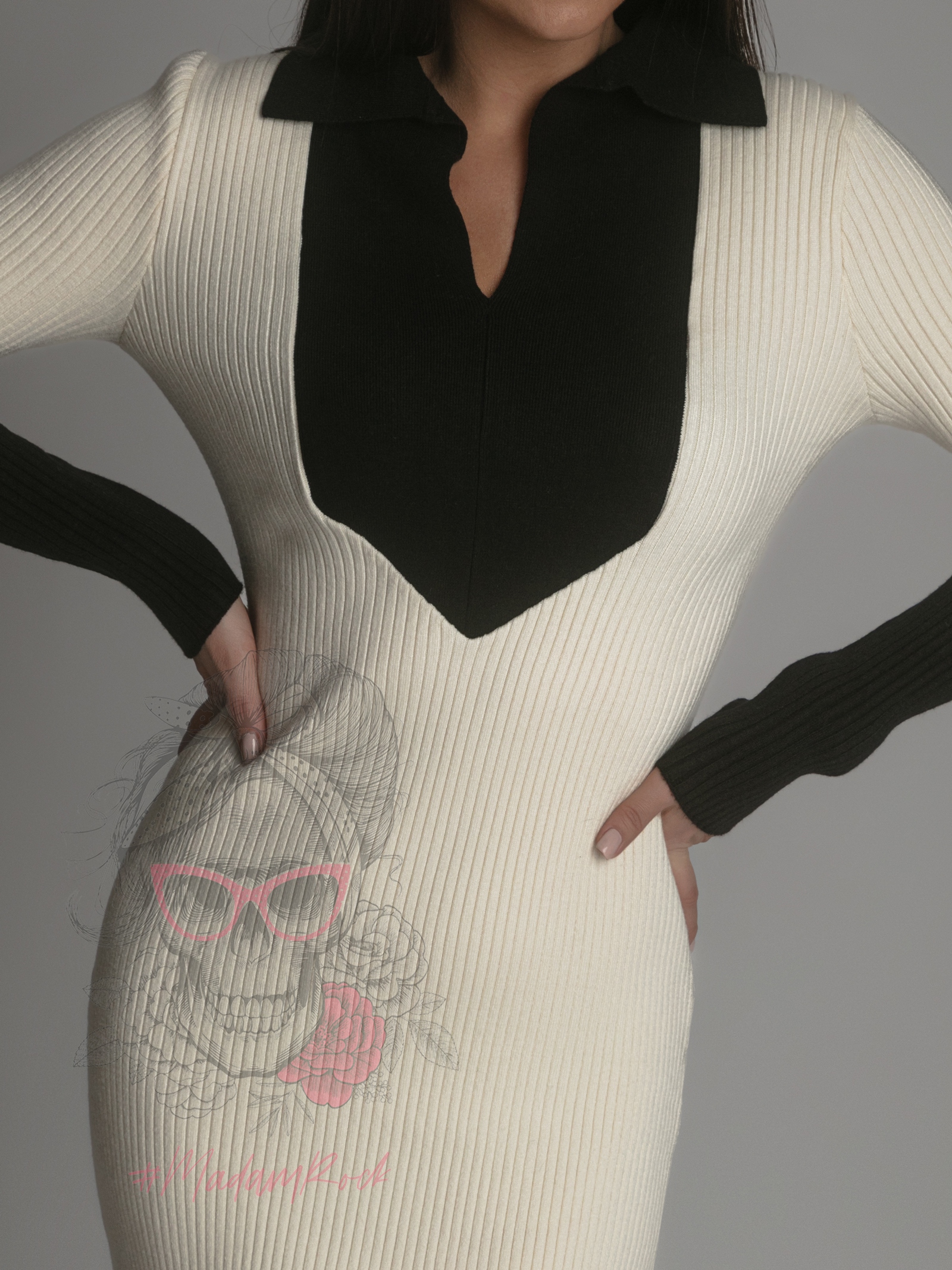 Sukienka dzianinowa Sintelo ecru