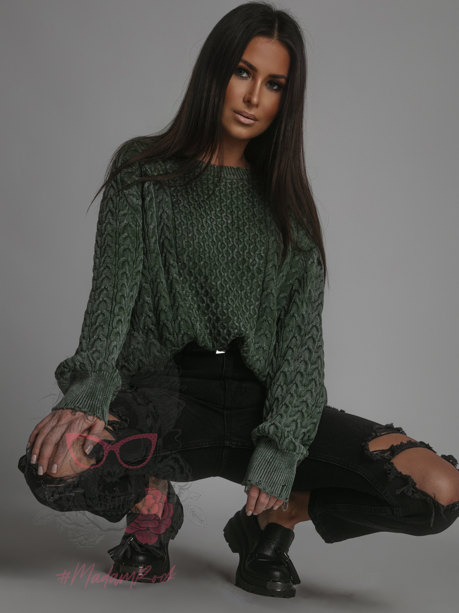 Sweter pleciony z szarpaniami Utto zielony