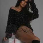 Sweter z cyrkoniami Osini czarny