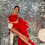 Sukienka tiulowa z odpinanym trenem NB Hollywood star czerwona