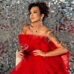 Sukienka tiulowa z odpinanym trenem NB Hollywood star czerwona