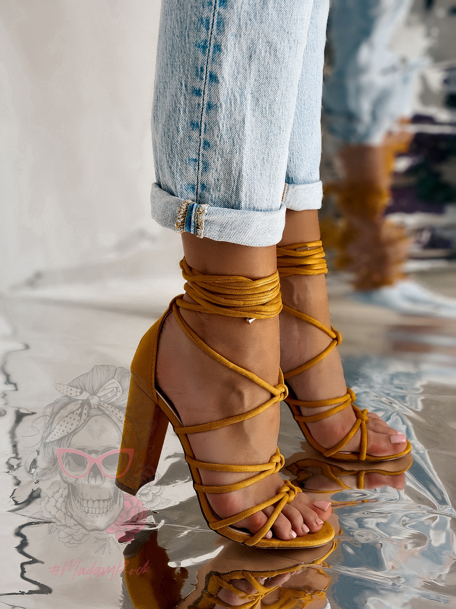 Sandały na słupku Madam Floyds żółte