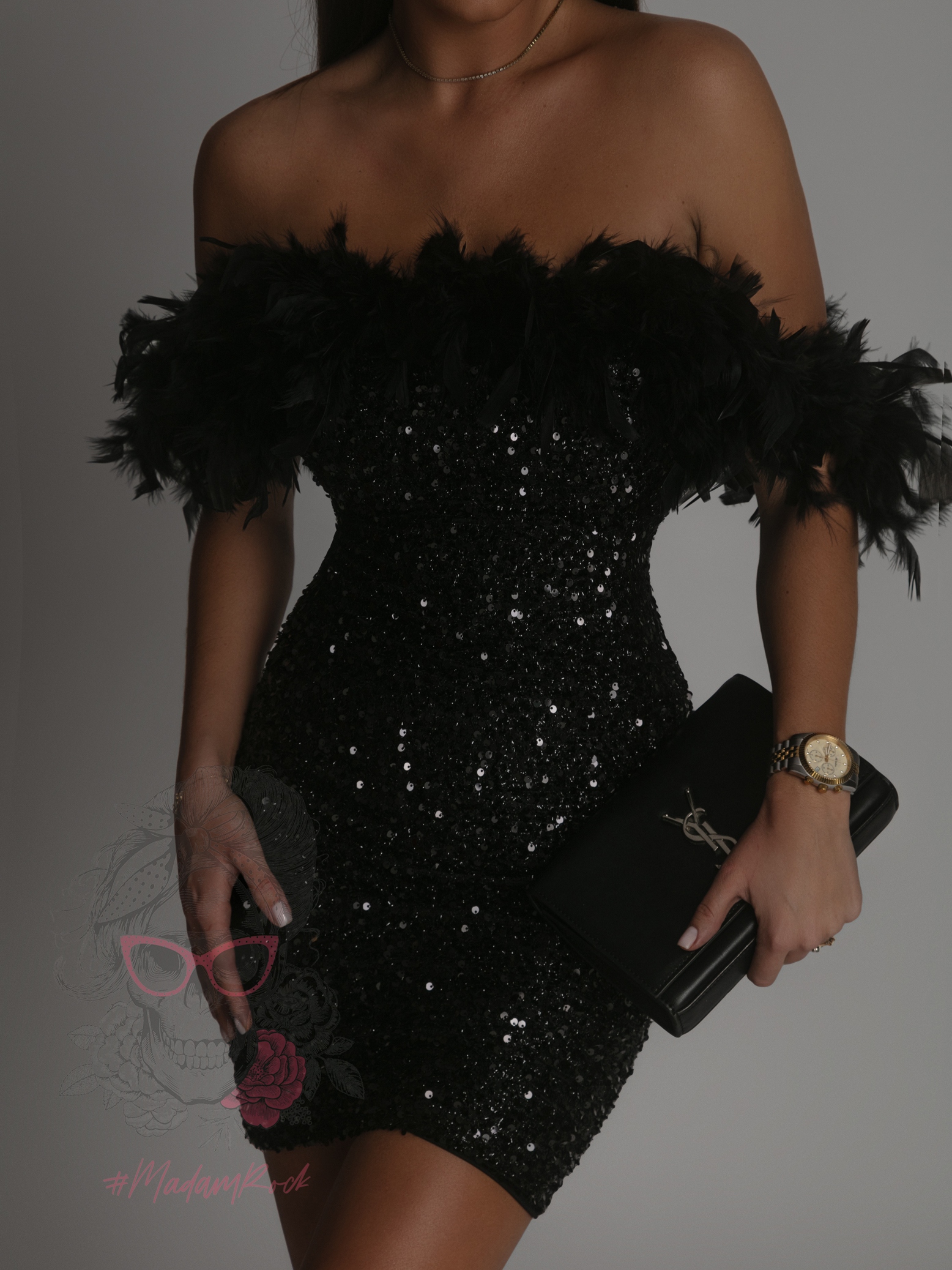 Sukienka mini cekinowa Lamista czarna