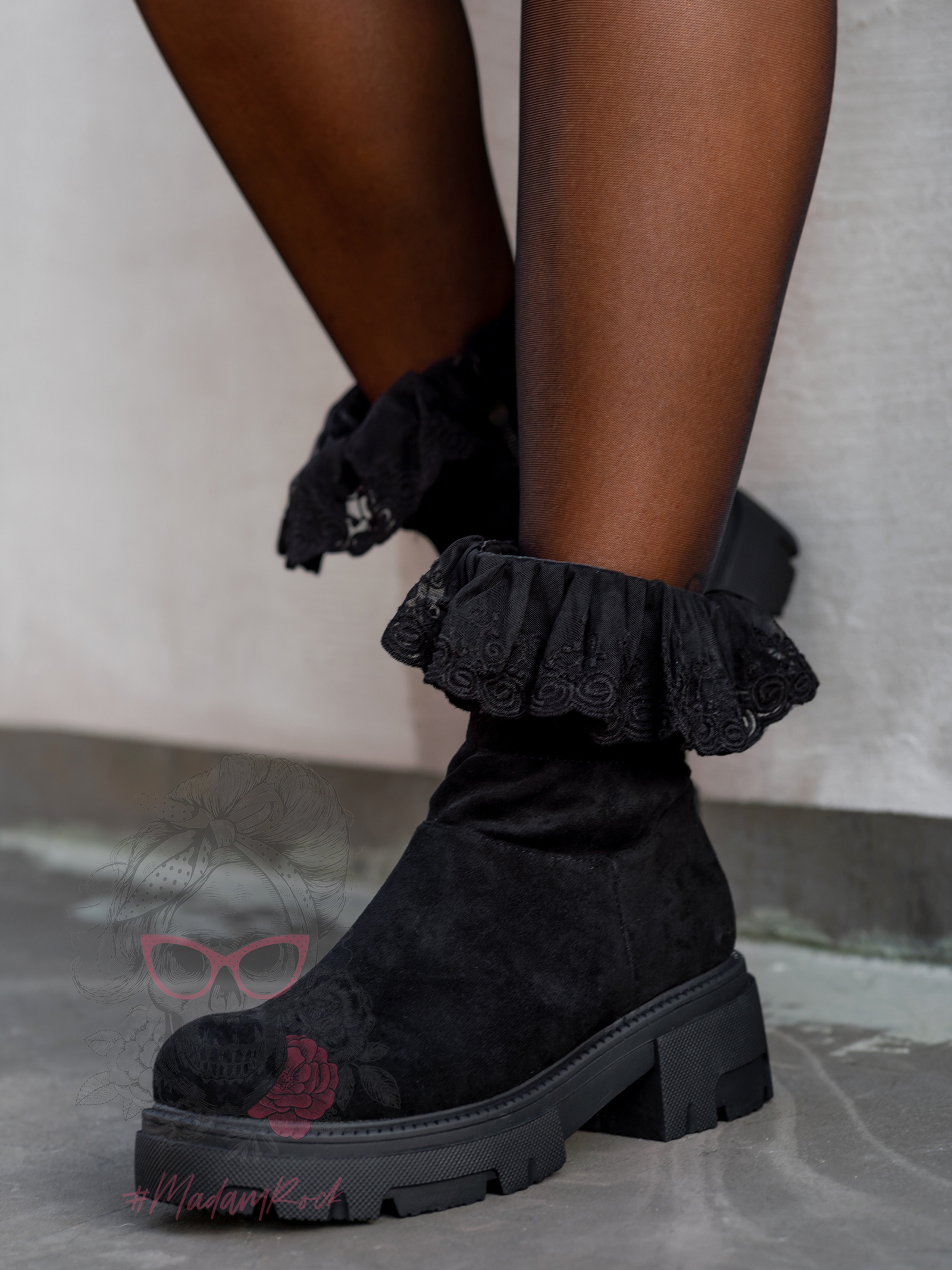 Botki z falbanką Madam Dress czarne