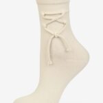 Skarpetki damskie z plecionką ecru