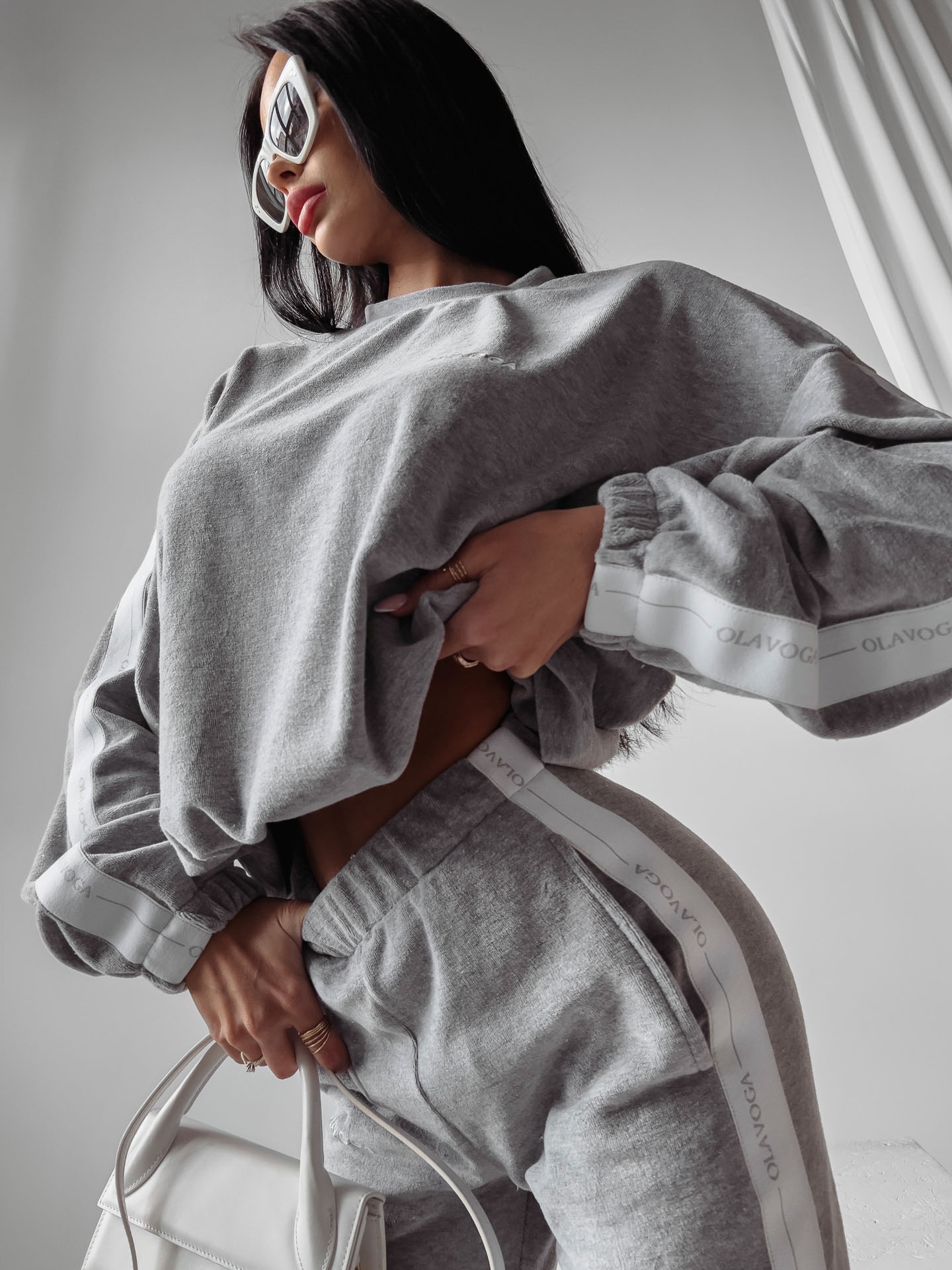 Komplet welurowy damski Blum Ola Voga szary Komplet welurowy damski Blum Ola Voga szary