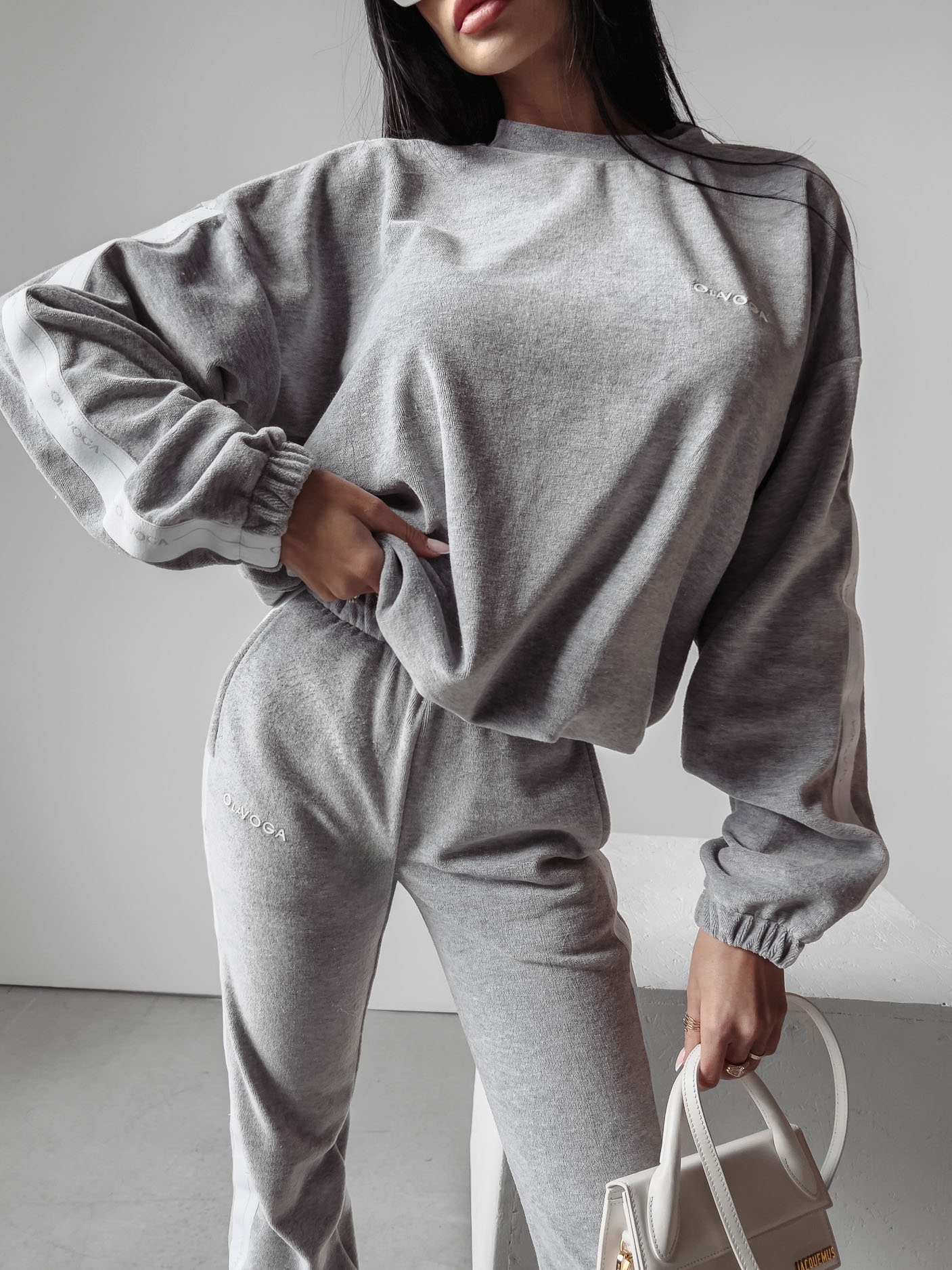 Komplet welurowy damski Blum Ola Voga szary Komplet welurowy damski Blum Ola Voga szary