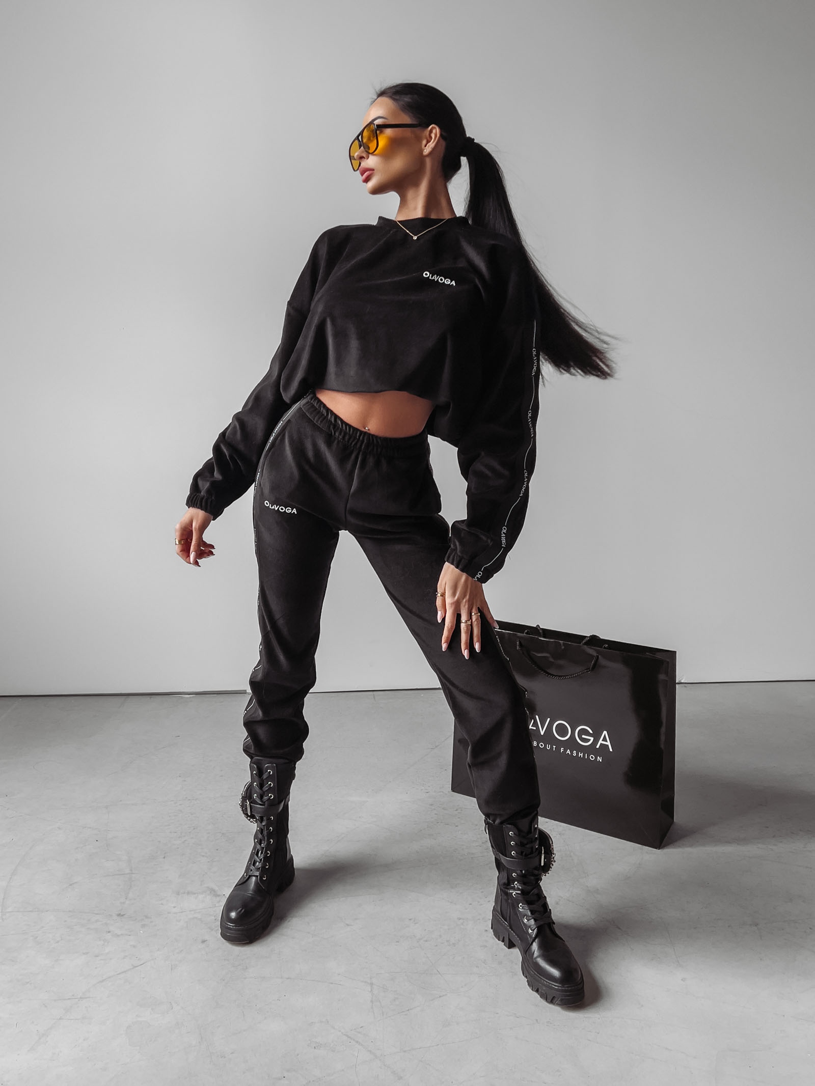 Komplet welurowy damski Blum Ola Voga czarny