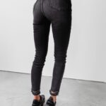 Spodnie jeansowe high waist Dore Ola Voga czarne